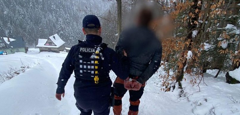Uciekł przed policją do lasu